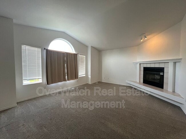 Building Photo - 17925 Beaujolais Dr