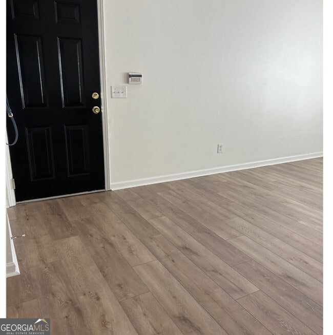 Building Photo - 10101 Waldrop Pl