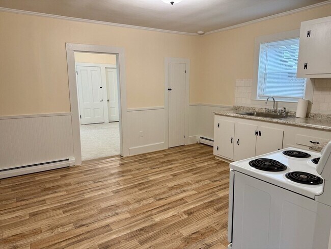 Building Photo - 200 South St