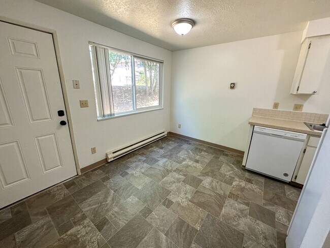 Building Photo - DALLASCT514