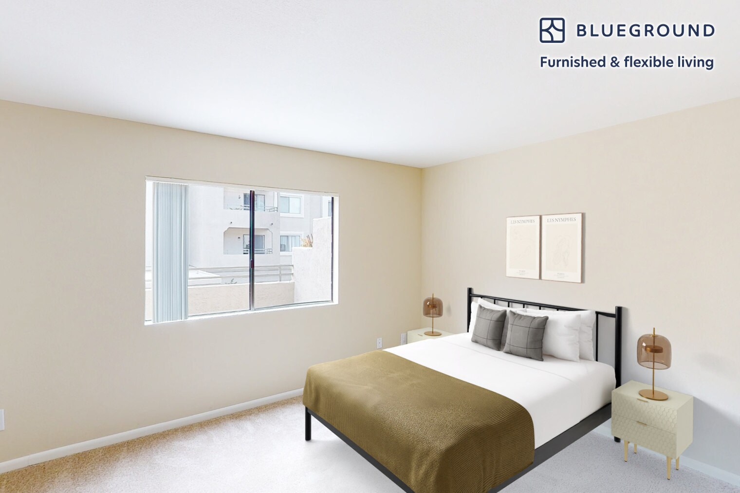 Building Photo - 10024 Paseo Montril