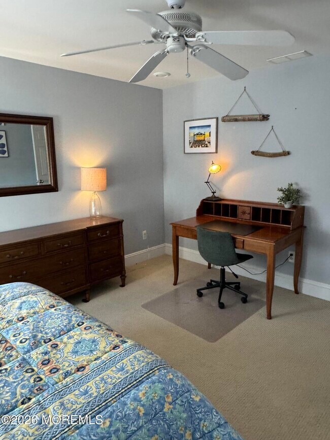 Building Photo - 333 Woodland Ave