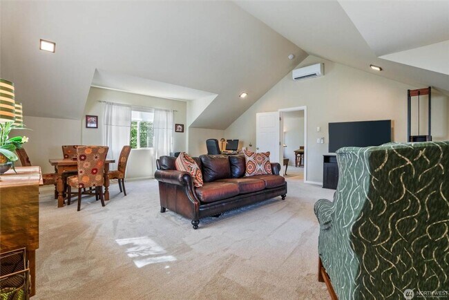 Building Photo - Elegant 3 Bedroom Home in Harbor Crossing ...