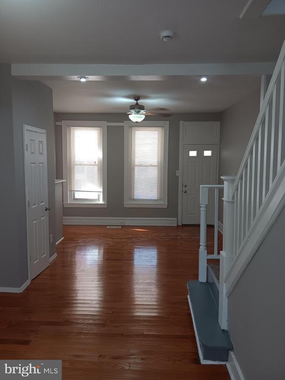 Building Photo - 2255 N Cleveland St