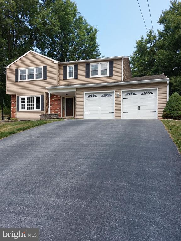 Building Photo - 13 Heatherwood Hill