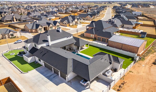 Building Photo - 4011 140th St