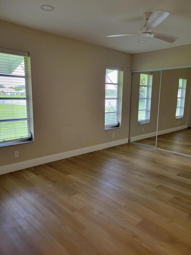 Building Photo - 14339 Canalview Dr