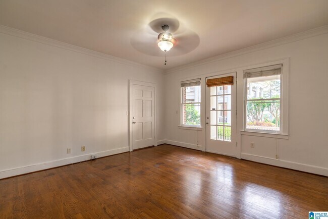 Building Photo - 3809 12th Ct S