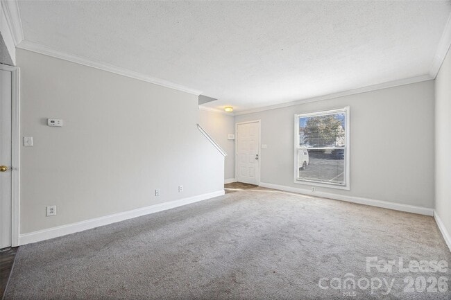 Building Photo - 7906 Oak Meadow Ct