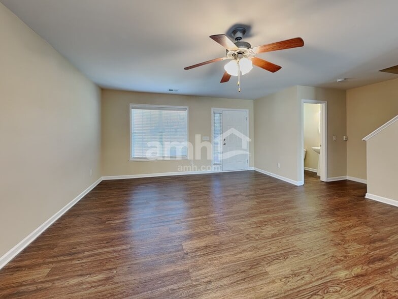 Building Photo - 4020 Tarrant Trace Cir