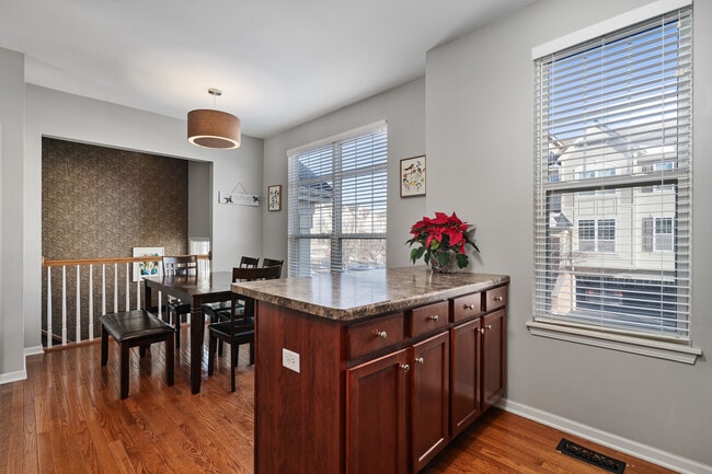 Building Photo - 3460 Bradbury Cir