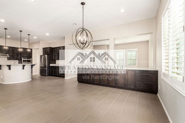 Building Photo - 21004 E Sunset Dr