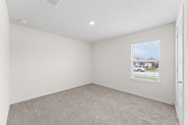 Building Photo - 1332 Pierce Ln