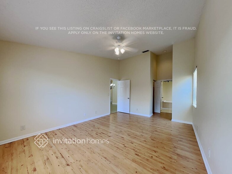 Building Photo - 10162 Aspen Way