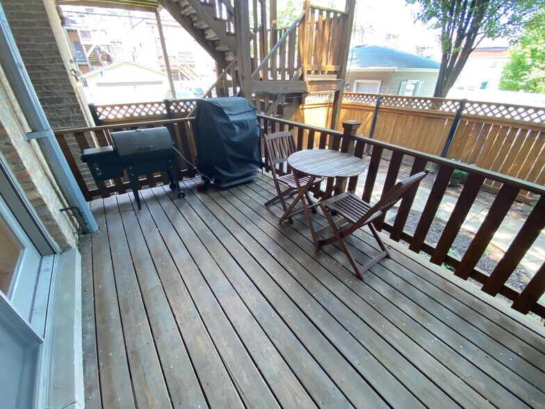 Gas Hookup for your Grill - 743 N Wolcott Ave