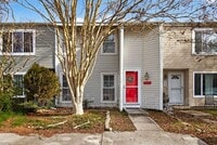 Building Photo - 304 Falling Ln