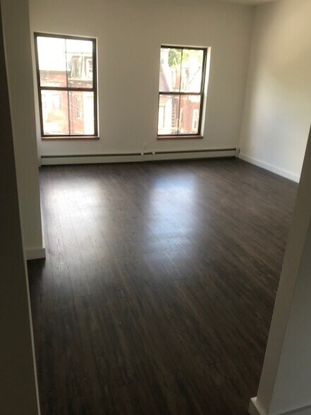 Building Photo - 301 Liberty St