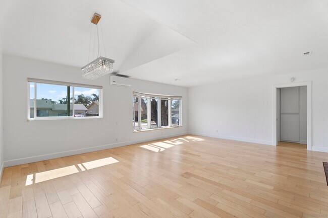 Building Photo - 349 Alpine Ave