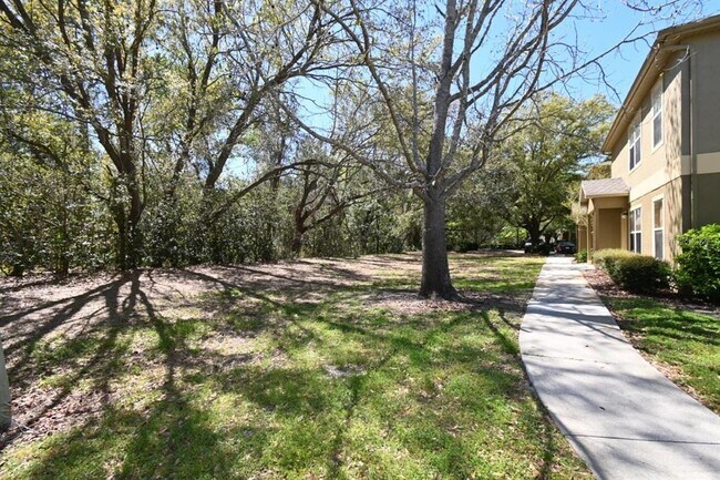 Building Photo - 36122 Lake Chase Blvd