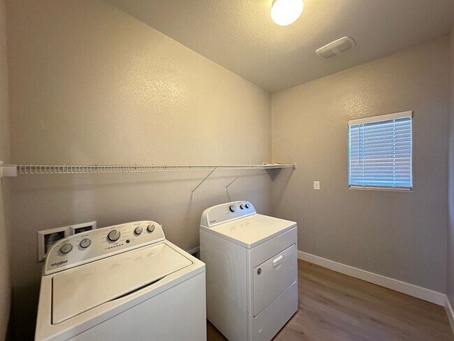 Building Photo - RIDGEHAVEN