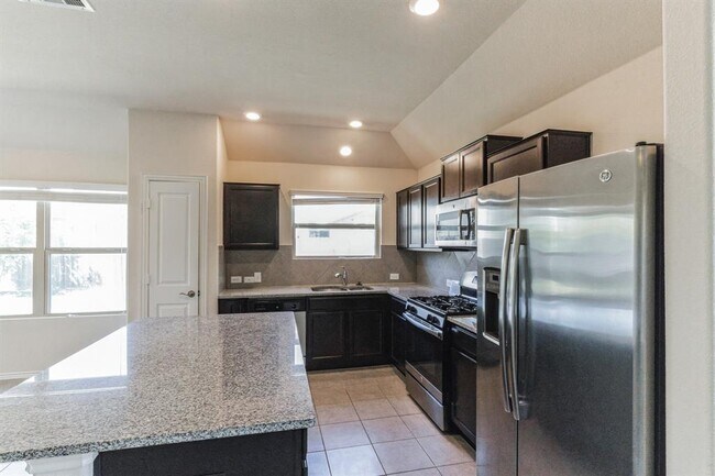 Building Photo - 3900 Alpine Autumn Dr