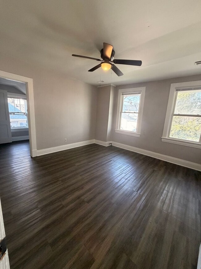 Building Photo - 7 Calloway St