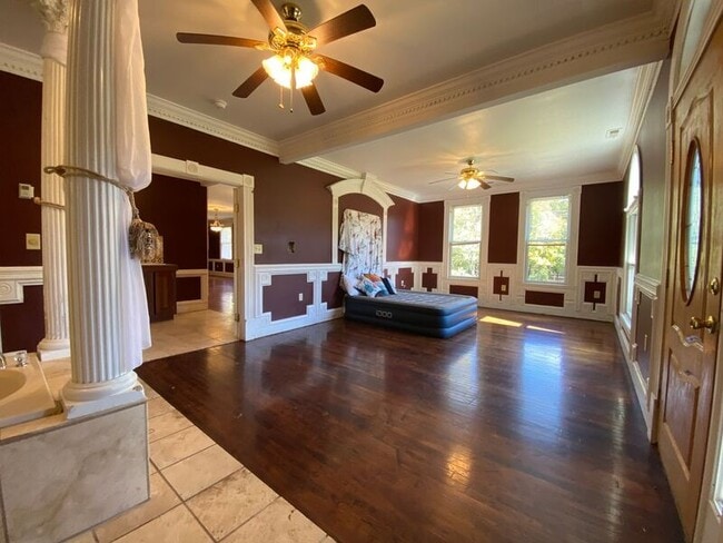 Building Photo - 3108 Mine Rd