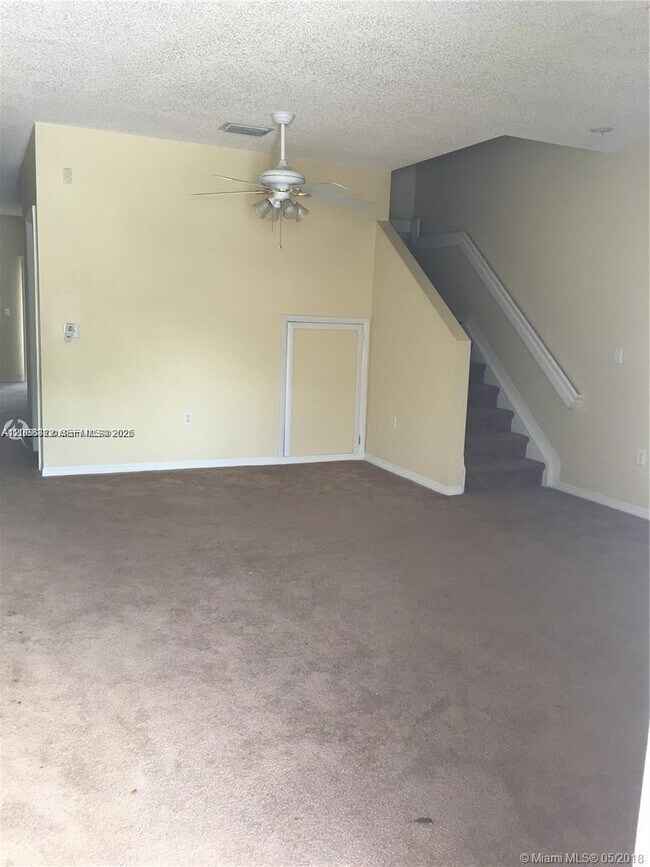 Building Photo - 2201 SE 24th Pl