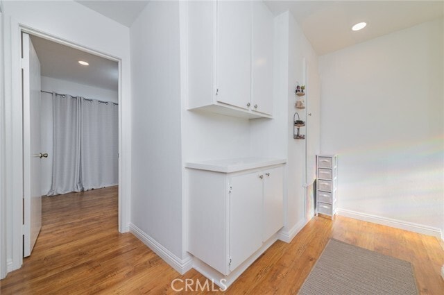 Building Photo - 7 Fairside