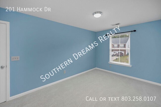 Building Photo - 201 Hammock Dr