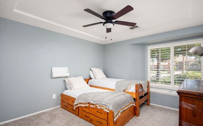 Building Photo - 13019 Queen Palm Ct