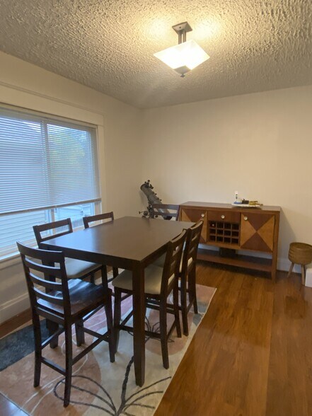 Building Photo - 116 Taunton Pl