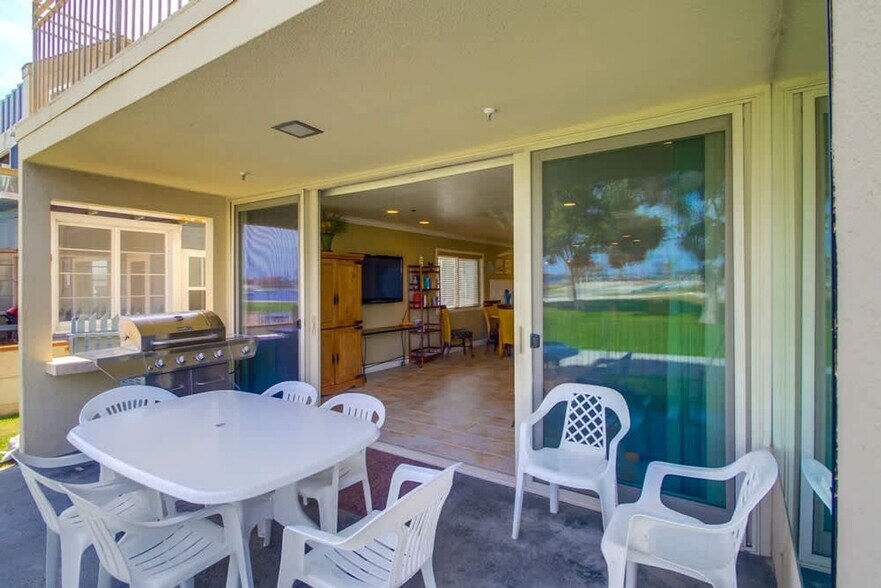 Building Photo - 3696 Bayside Walk