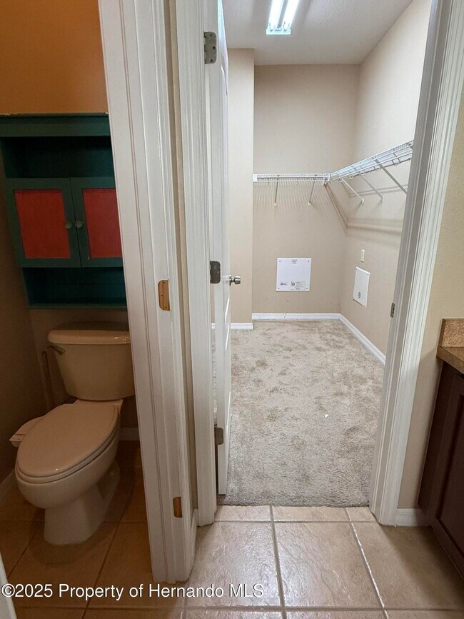 Building Photo - 184 Fairmont Dr