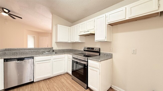 Building Photo - 4626 Callery Creek Dr