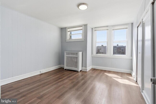 Building Photo - 2143 66th Ave