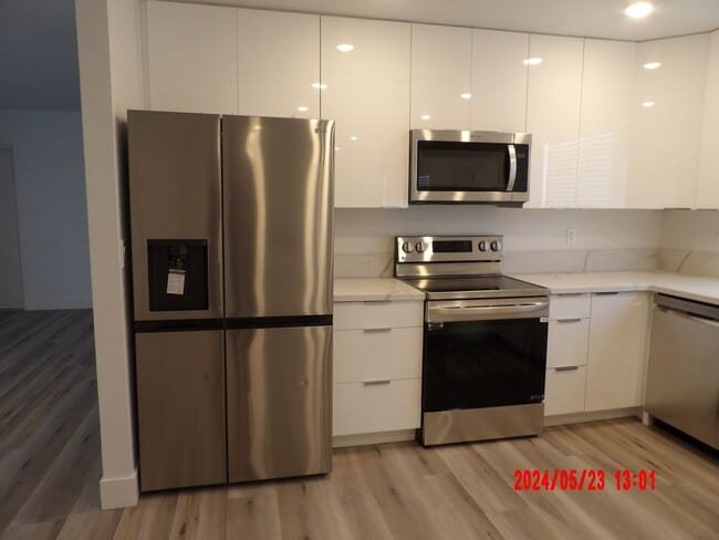 Building Photo - 4240 Gaye Ln