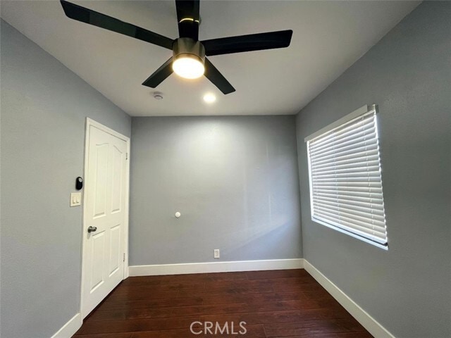 Building Photo - 1341 W School St