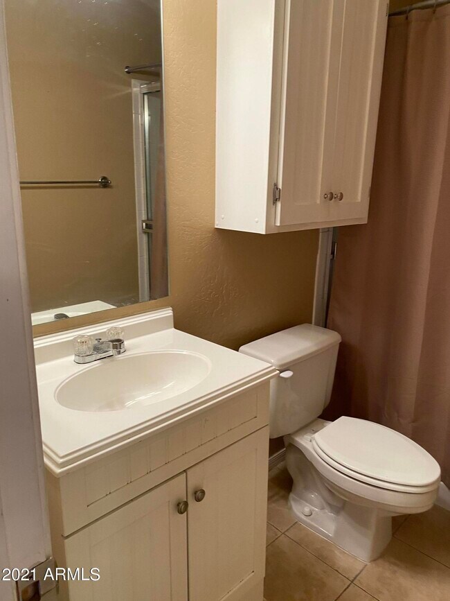 Building Photo - 4224 W Calavar Rd