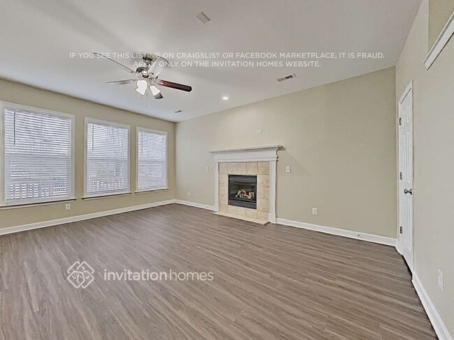 Building Photo - 18610 The Commons Blvd