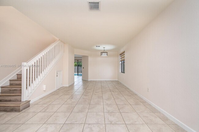 Building Photo - 25006 SW 118th Ave