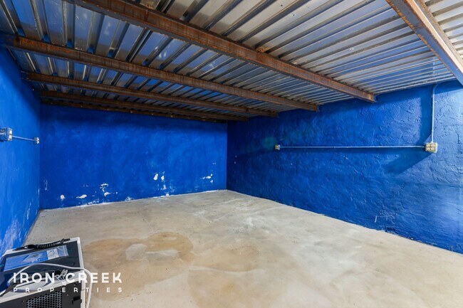 Building Photo - Beautifully Updated Three-Bedroom with Koi...
