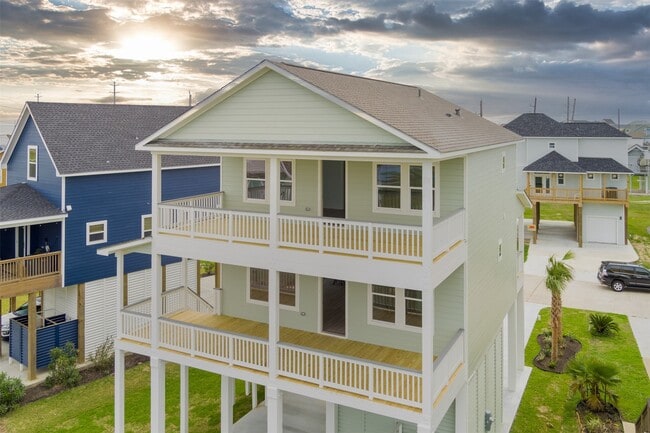 Building Photo - 25206 Sausalito Dr