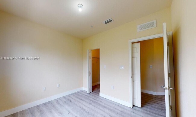 Building Photo - 8960 NW 97th Ave