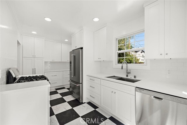 Building Photo - 364 Broadway