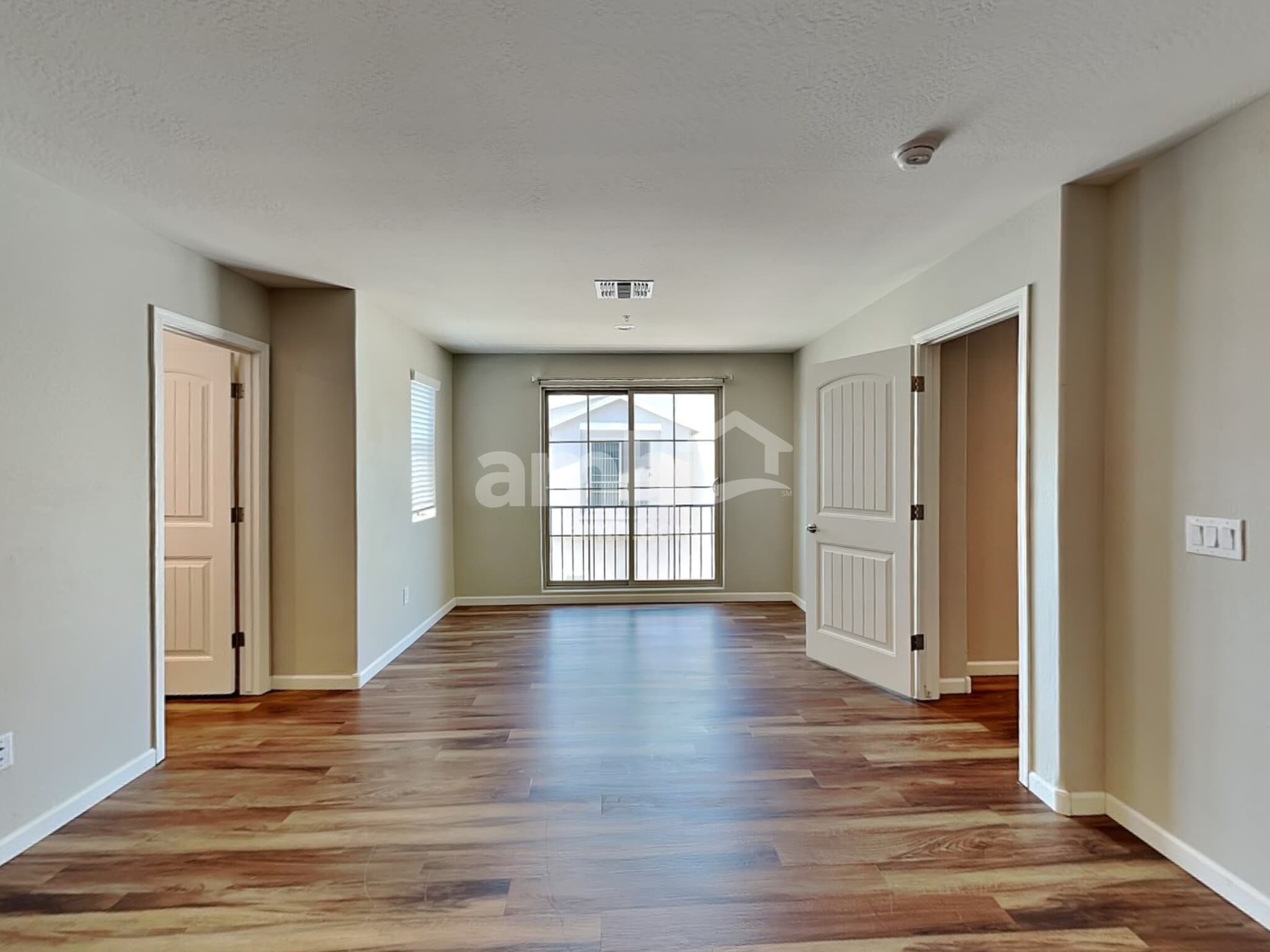 Building Photo - 20727 W Maiden Ln