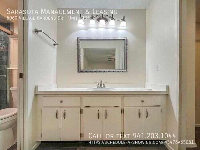 Building Photo - 5060 Village Garden Dr