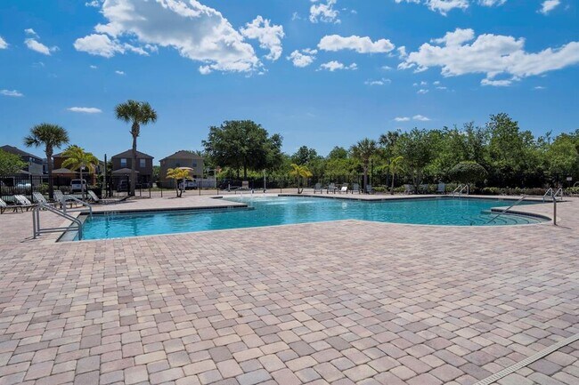 Building Photo - 9136 Hillcroft Dr