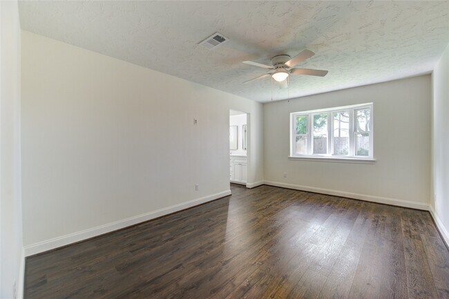 Building Photo - 11511 Brook Meadows Ln