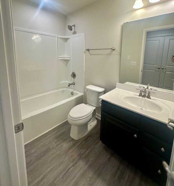 Building Photo - Luxury Townhome in a Prime Goodlettsville Location just Minutes to Nashville!